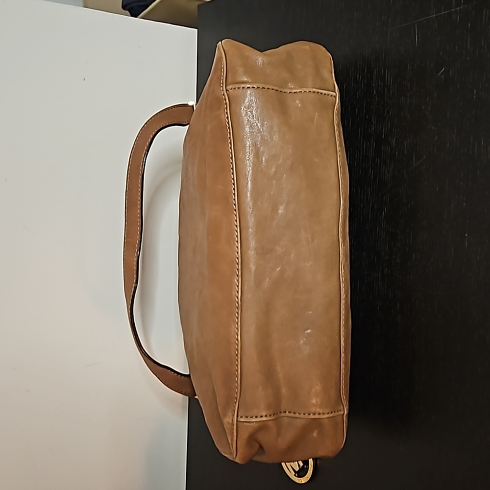 Michael Kors Leather satchel - Picture 6 of 8